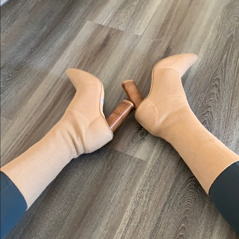 Jessica Buurman Nude Sock Boots